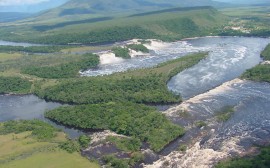 Canaima - Isten tenyerén 