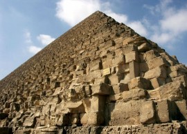 Gízai Piramisok - Kheopsz Nagy Piramisának rejtélye 