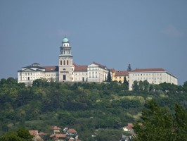Pannonhalma - szent halma Pannninak 