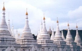 Rangoon - a színarany kupolás szentély 