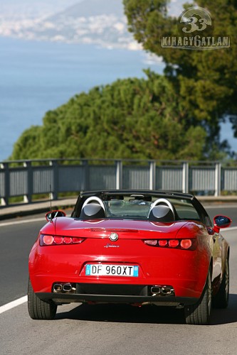 Alfa Romeo Spider - Molett szépség - Autócsoda