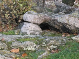 Szentbékkálla és az Ingó-kő - a mandula illatú völgy   