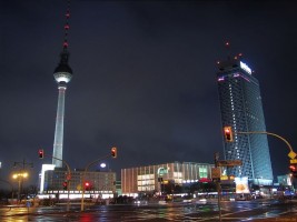 Berlin felett az ég Alexanderplatz