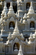 Borobudur, a j s a rossz egyenslya - 