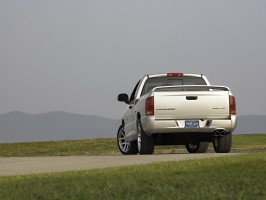 Dodge Ram SRT-10 - A nehzfi 